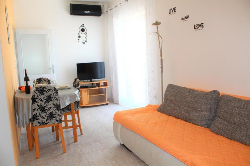 Apartment Nana Primošten Dış mekan fotoğraf