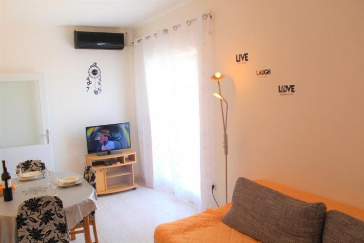 Apartment Nana Primošten Dış mekan fotoğraf